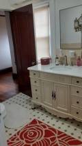 129 Bellevue Ave 33